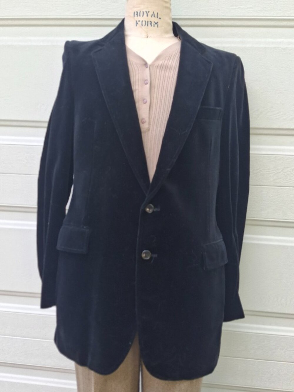 Vintage Chest=40" black velvet Men's Blazer